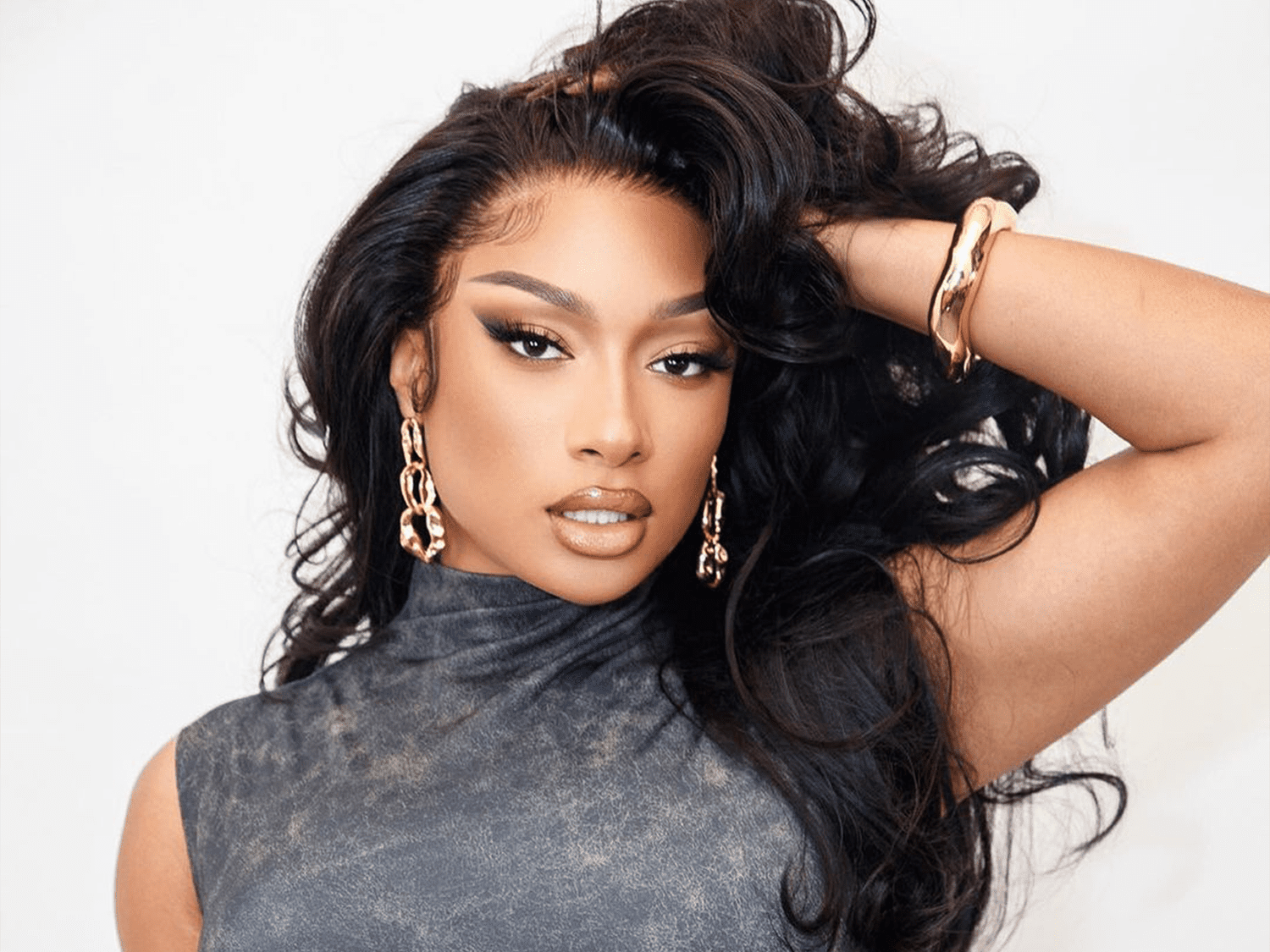 Why Glueless Wigs Are a Game-Changer for Everyday Styling
